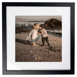 Ramka na zdjęcie 20x20 z passepartout 15x15 czarna Pina