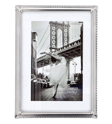 Ramka z odlewu metalowego zdjęcie 13x18 srebro