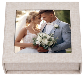 Pudełko na pendrive 11x11x3 cm beżowe materiałowe