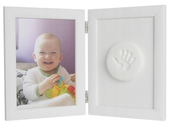 Ramka biała na zdjęcie 13x18 i odcisk bobasa stópki rączki