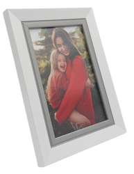 Ramka na zdjęcie 10x15 biała ze srebrnym paskiem